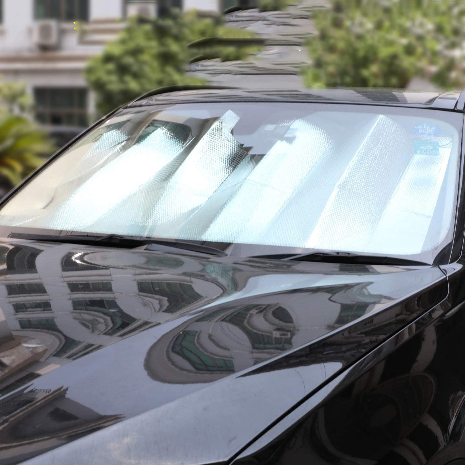 2021 New pe bubble sunshade foldable 150*70cm easily installed Front window car sunshade