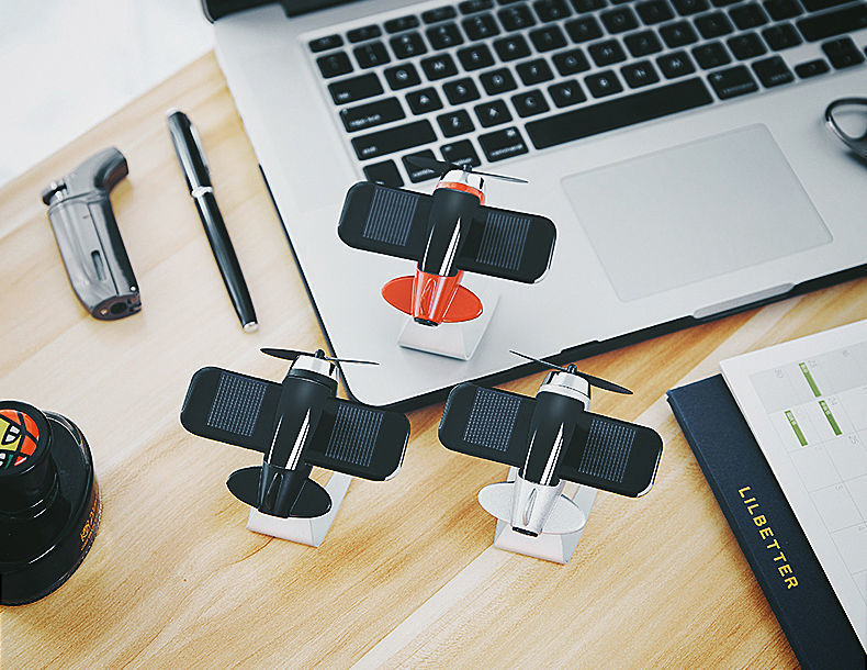 Non-slip Solar Energy Rotate Automobile Dashboard Aircraft Dropshipping Airplane Car Air Freshener